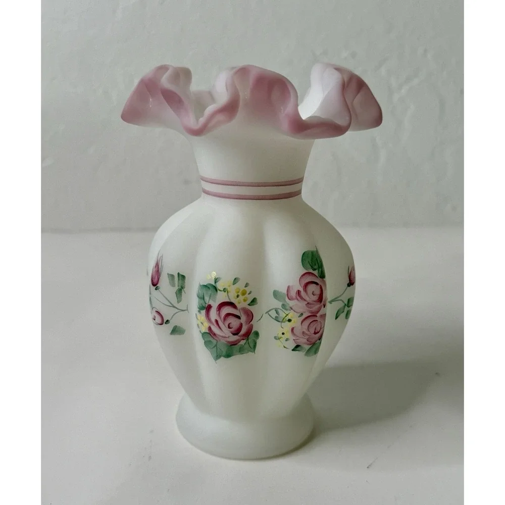 Vtg Fenton Ruffled Melon Vase Hand Painted L Everson Pink Roses Milk Glass Satin